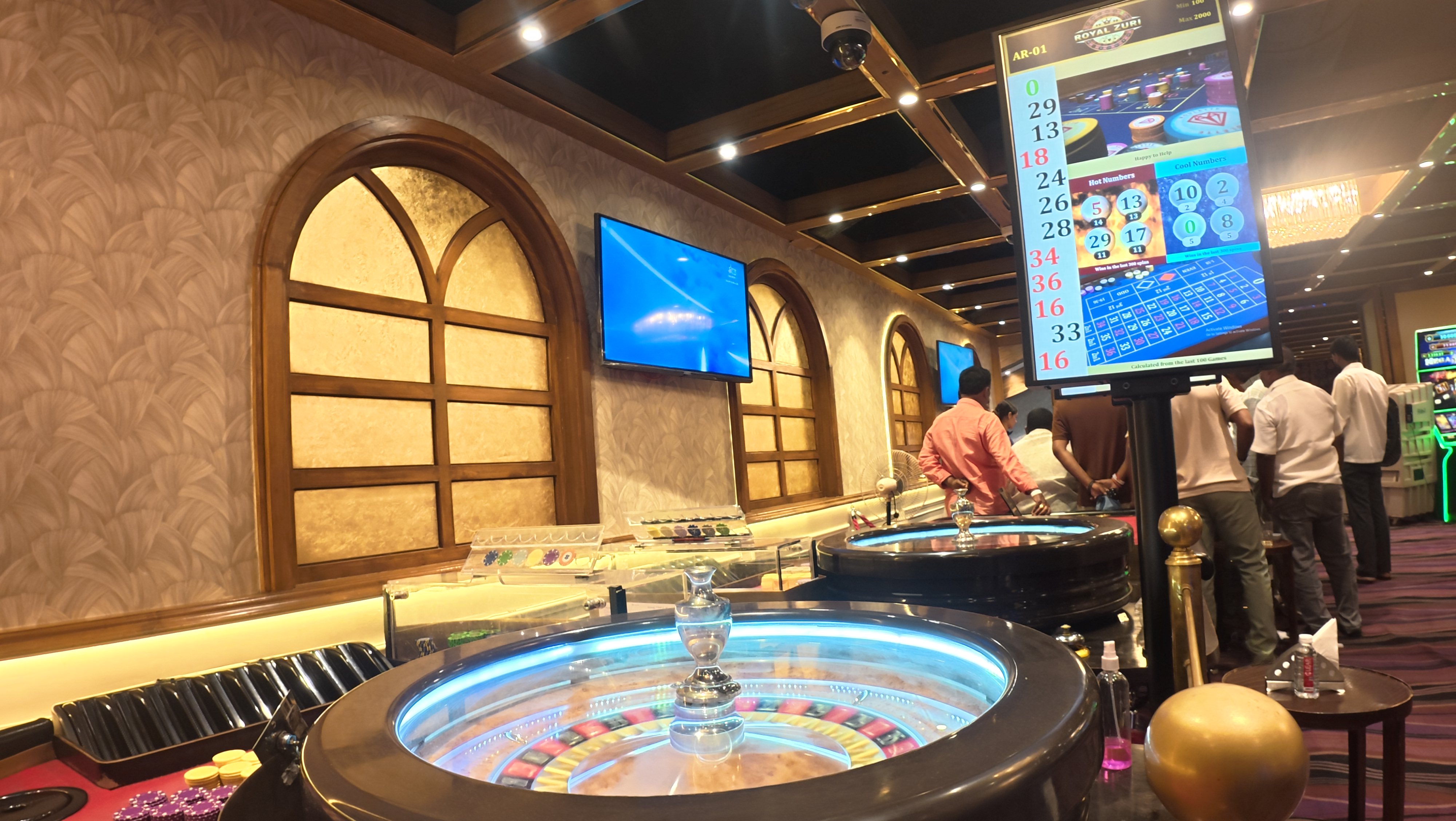 Roulette table at Royal Zuri Casino Goa