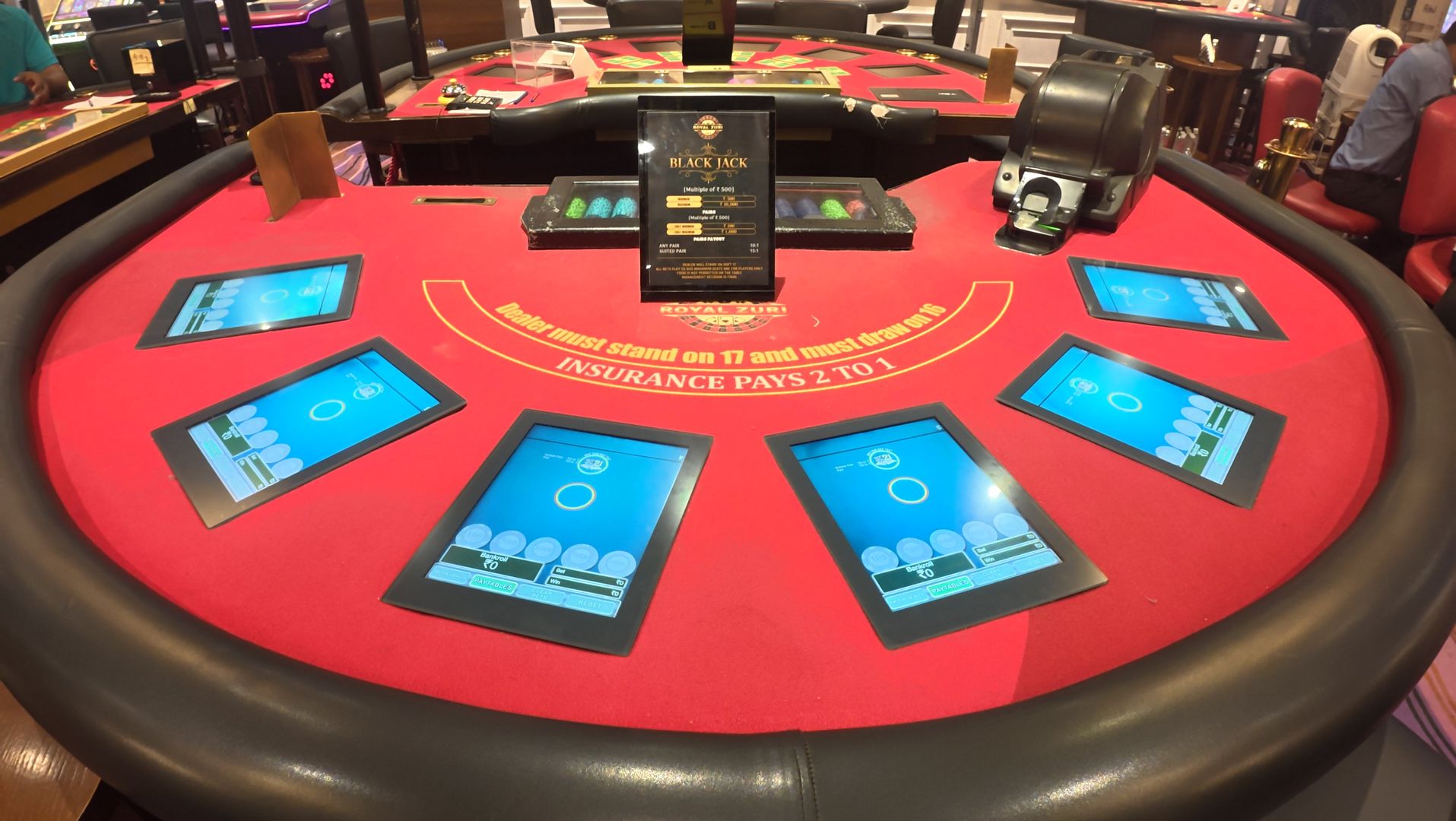 Live casino action at Royal Zuri