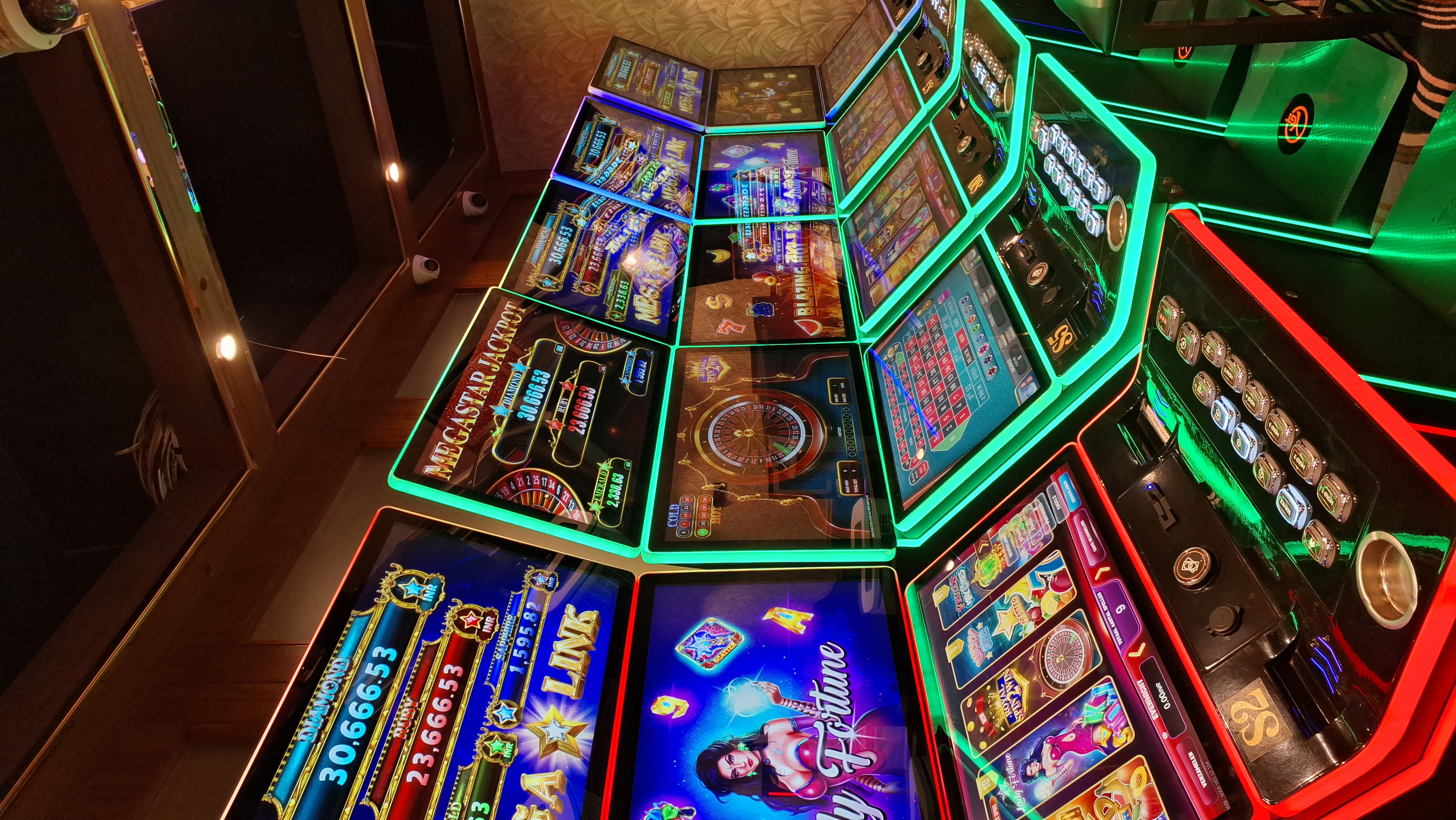 Premium gaming experience at Royal Zuri Casino
